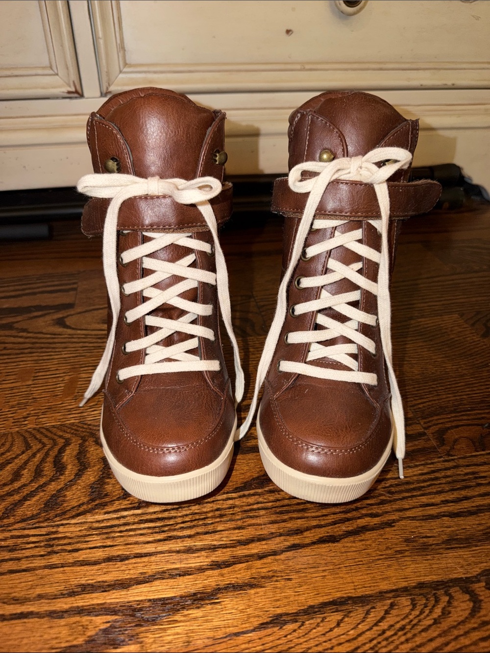 Steve Madden Brown High-Top Lace-Up Sneakers with Strap